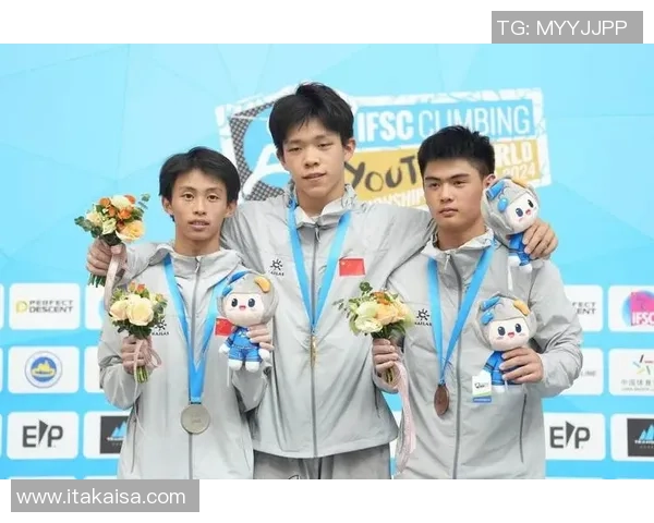 上海攀岩队与成都攀岩队赛后状态分析与表现对比